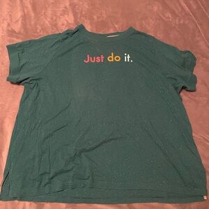 Women’s Nike t-shirt 3x